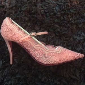 Gucci Lace Pizzo Venice Pumps